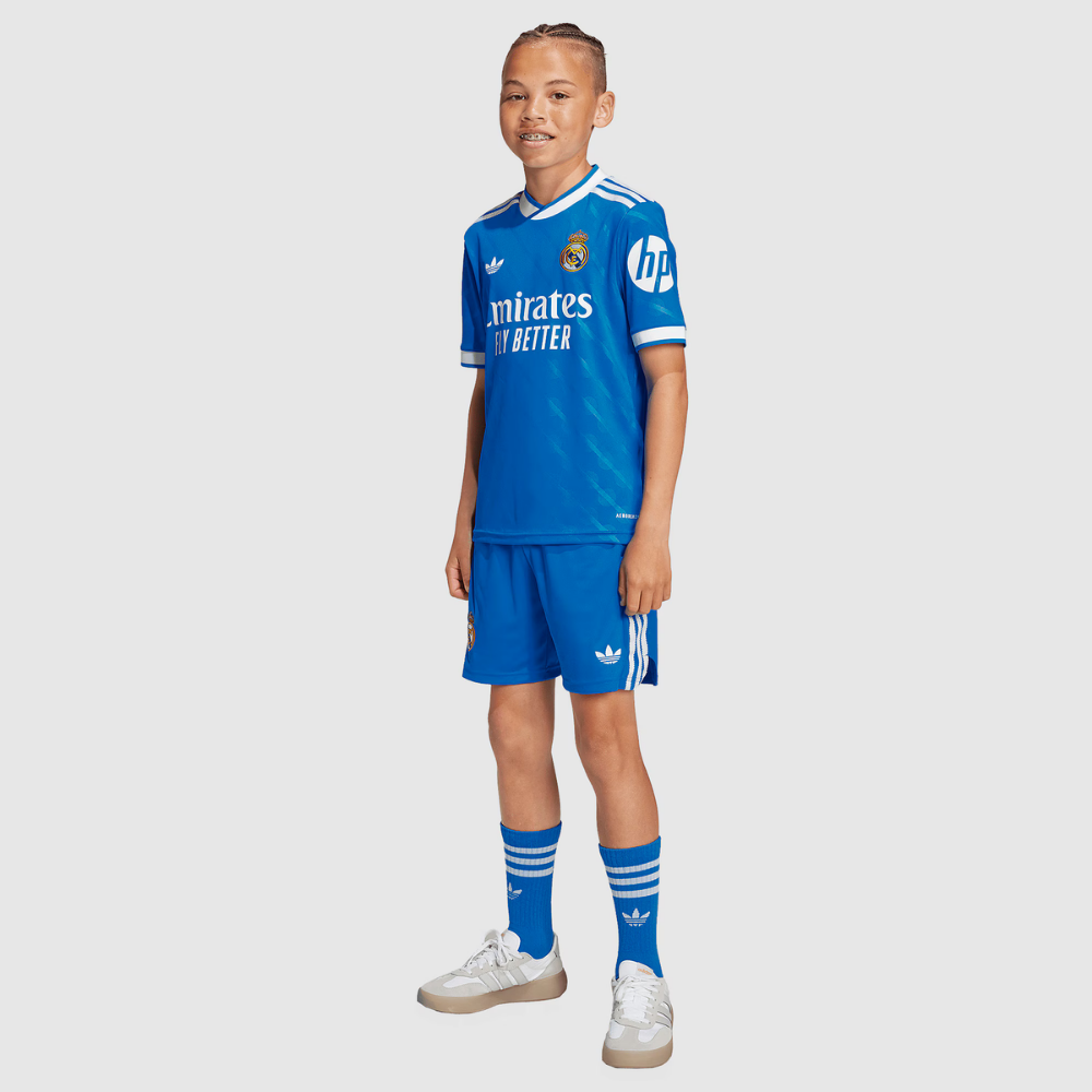 Conjunto Niños Merengues 25/26 – Tercera Equipación