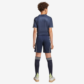 Conjunto Niños Merengues 25/26 – Segunda Equipación